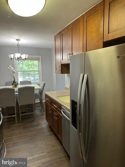 14709 BENTLEY SQUARE Centreville, VA 20120