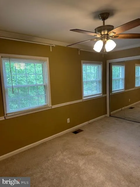 14709 BENTLEY SQUARE Centreville, VA 20120