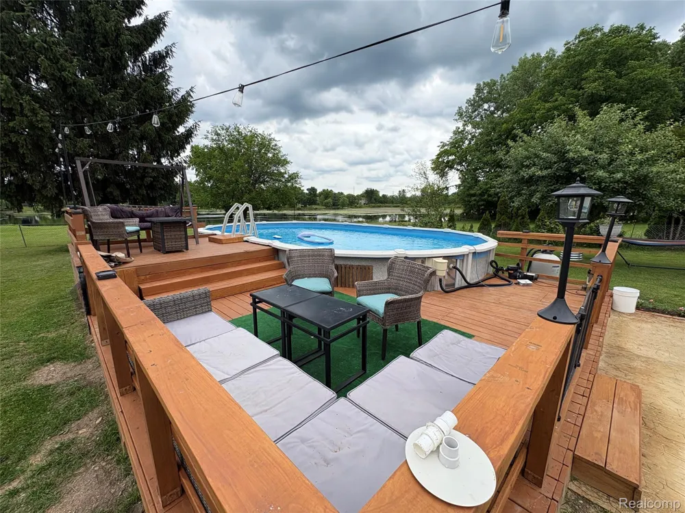 615 Senecal Street Fenton City, MI 48430
