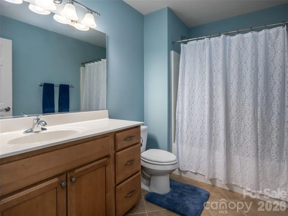 25 Driftstone Circle Arden, NC 28704