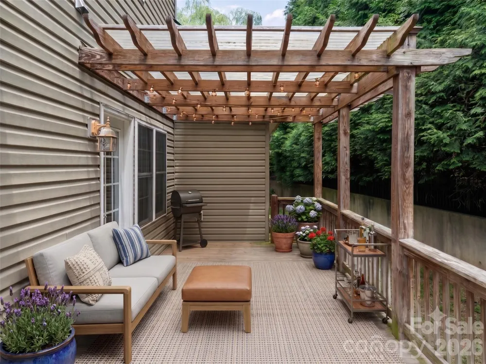 25 Driftstone Circle Arden, NC 28704