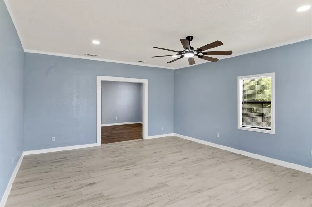 812 E Sumpter Mexia, TX 76667