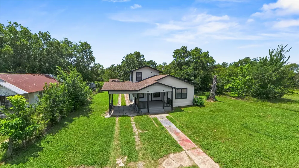 812 E Sumpter Mexia, TX 76667