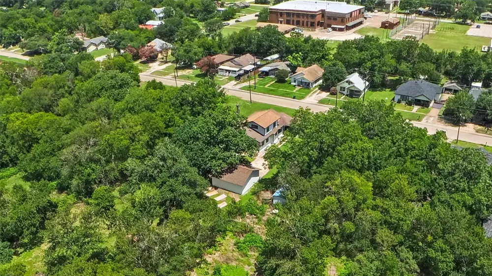 812 E Sumpter Mexia, TX 76667