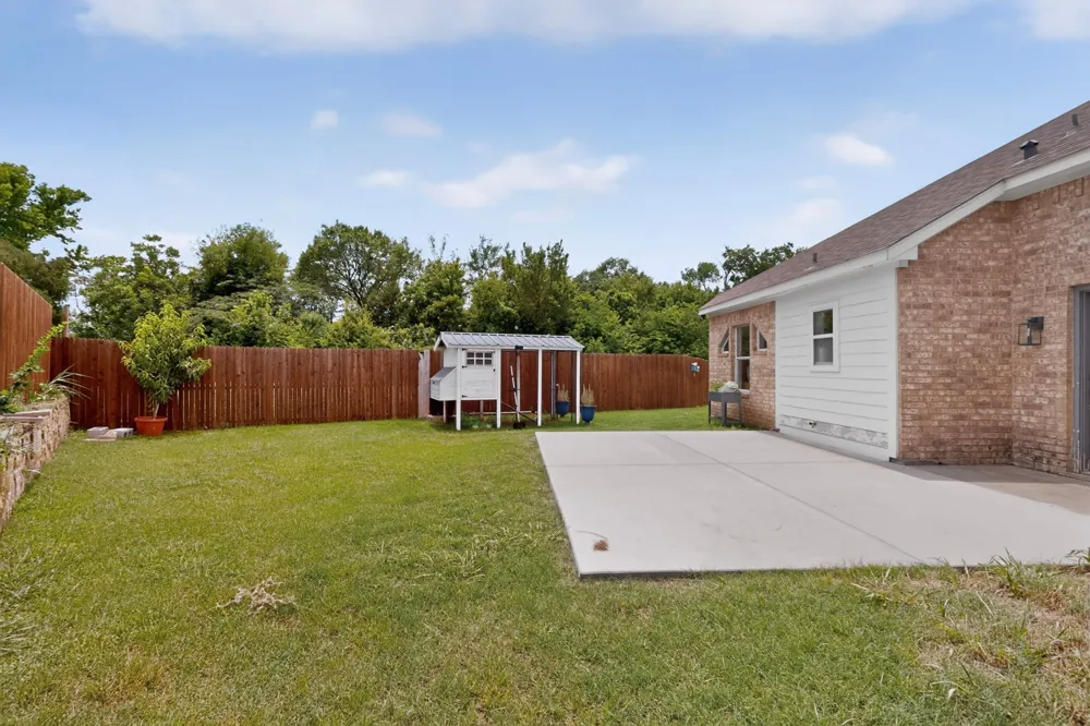 2230 Larry Drive Dallas, TX 75228