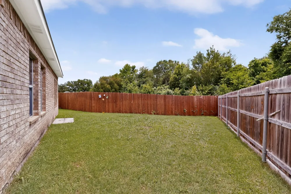 2230 Larry Drive Dallas, TX 75228
