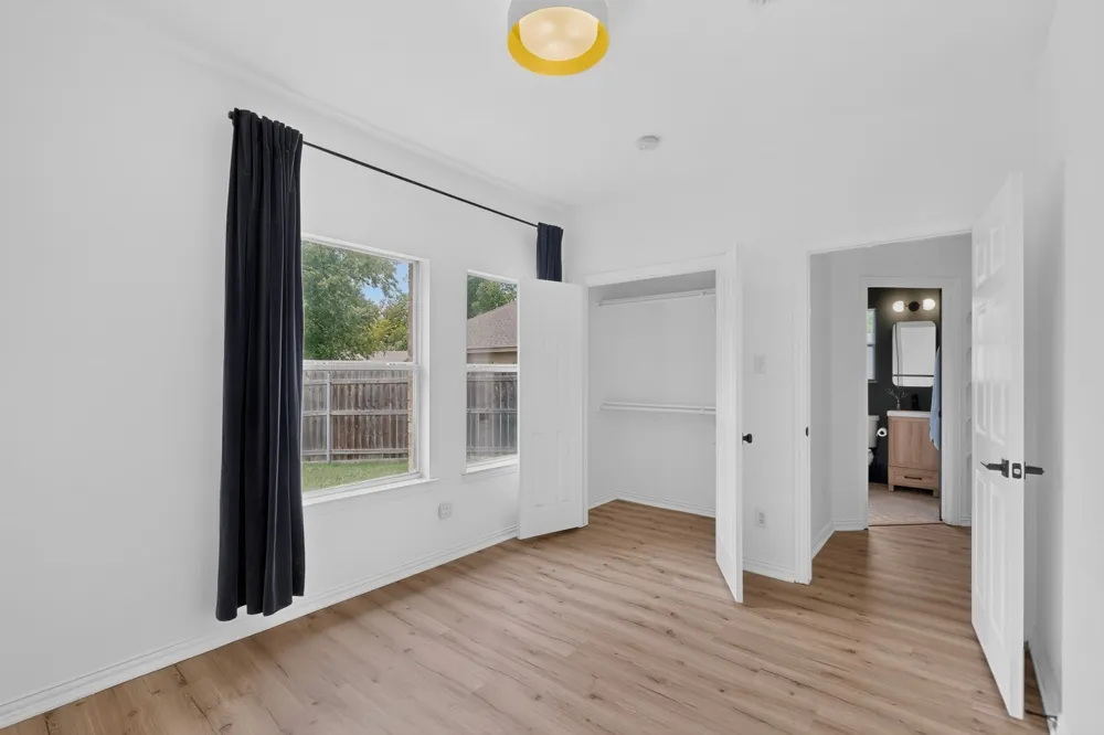 2230 Larry Drive Dallas, TX 75228