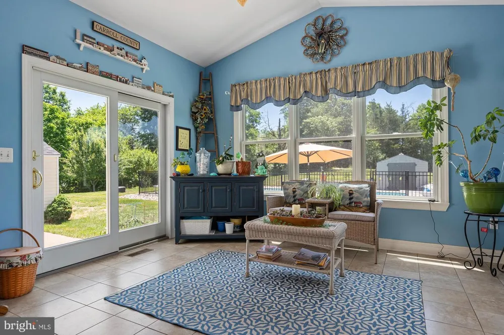 75 SAINT JOHNS ROAD W Littlestown, PA 17340