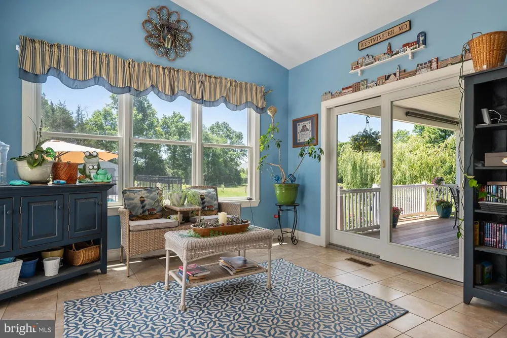 75 SAINT JOHNS ROAD W Littlestown, PA 17340