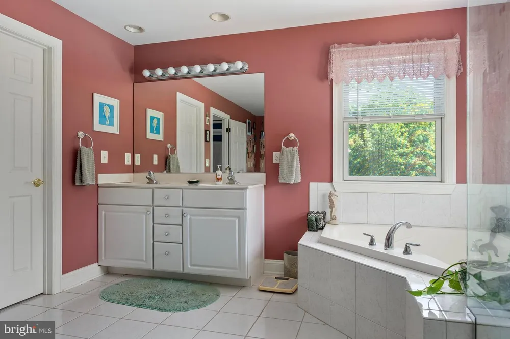 75 SAINT JOHNS ROAD W Littlestown, PA 17340