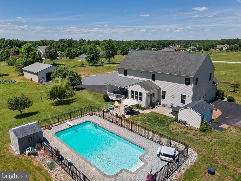 75 SAINT JOHNS ROAD W Littlestown, PA 17340