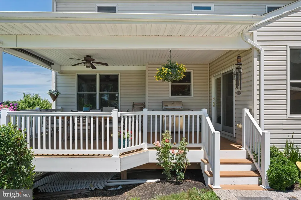 75 SAINT JOHNS ROAD W Littlestown, PA 17340