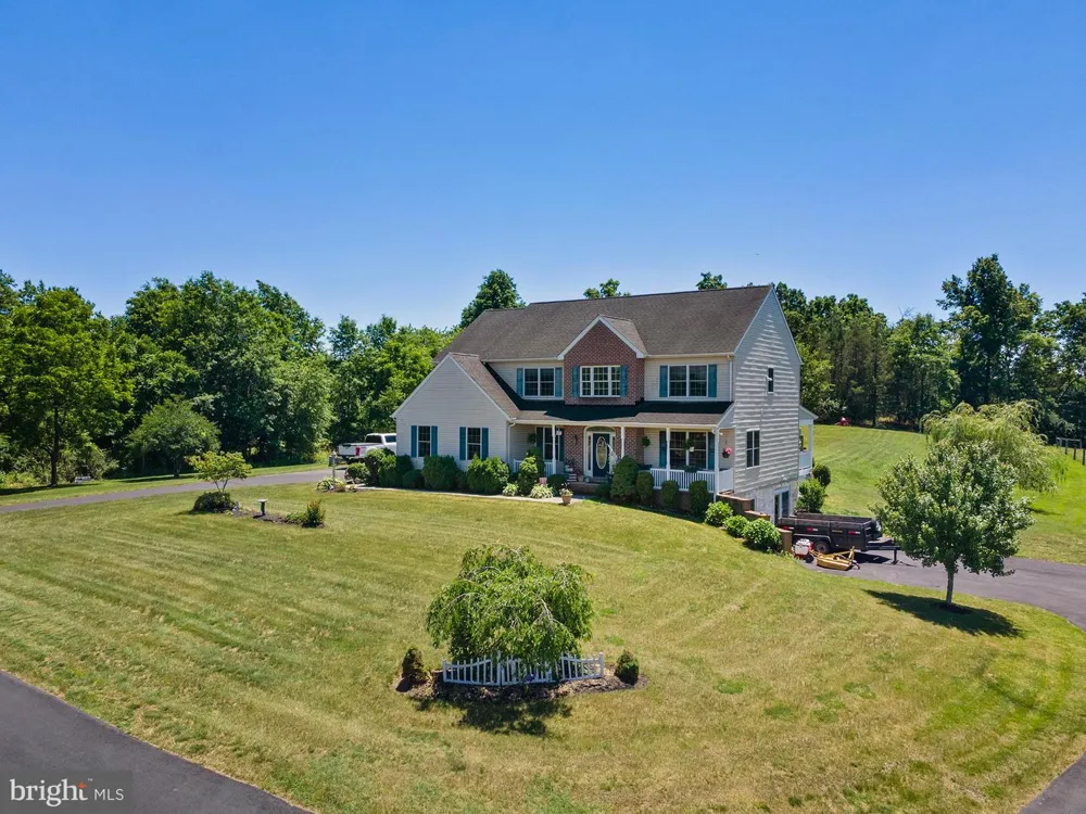 75 SAINT JOHNS ROAD W Littlestown, PA 17340