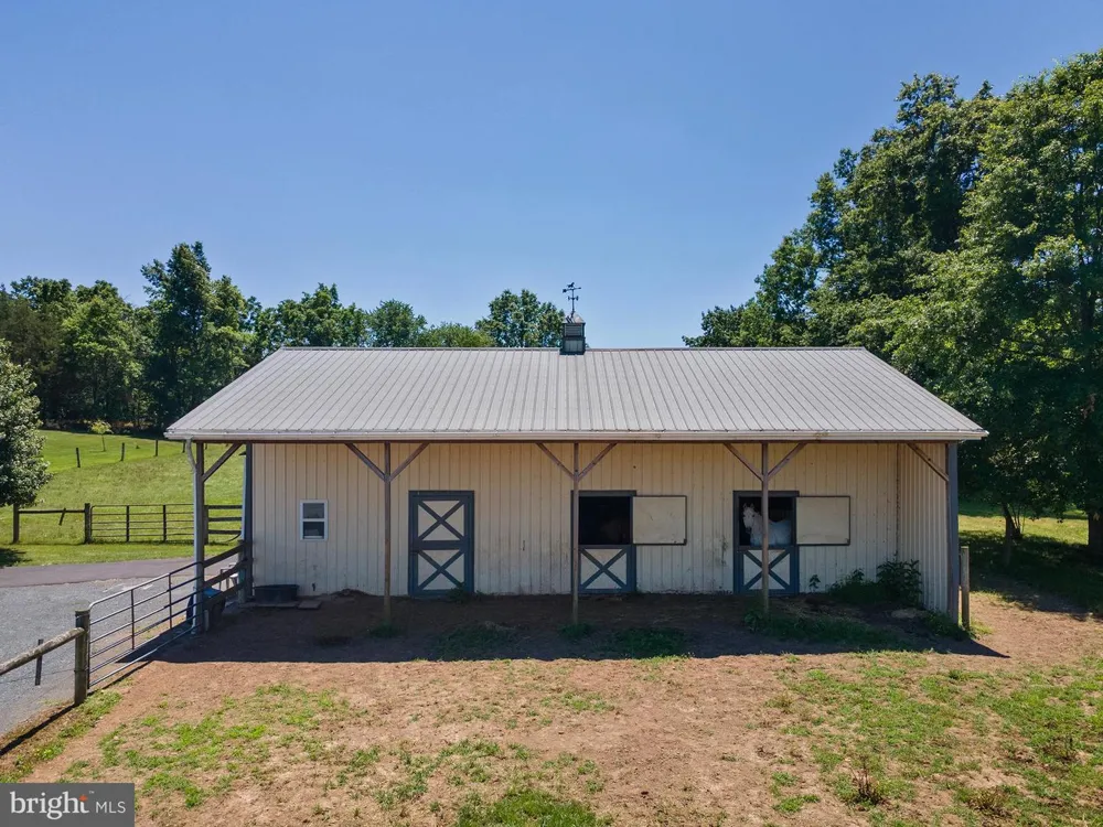 75 SAINT JOHNS ROAD W Littlestown, PA 17340
