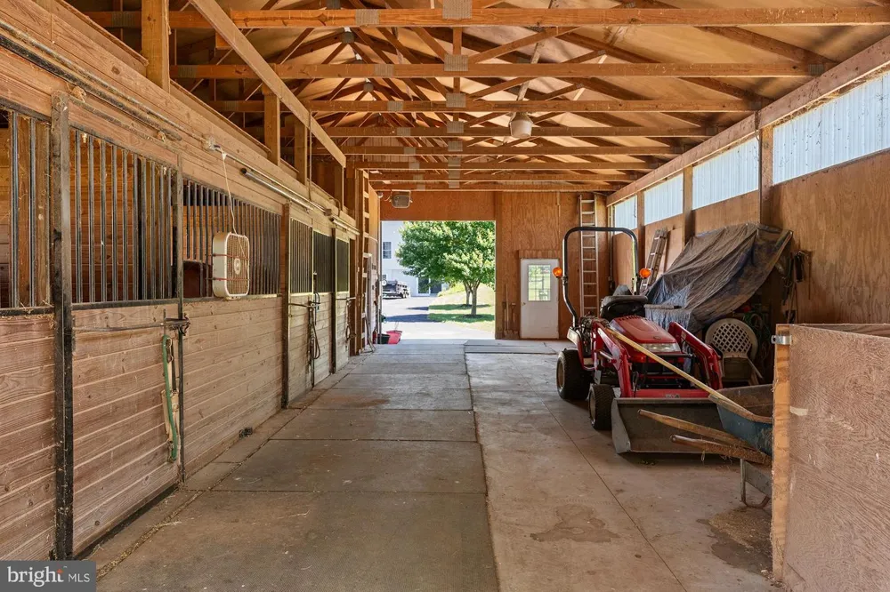75 SAINT JOHNS ROAD W Littlestown, PA 17340