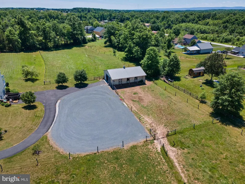 75 SAINT JOHNS ROAD W Littlestown, PA 17340