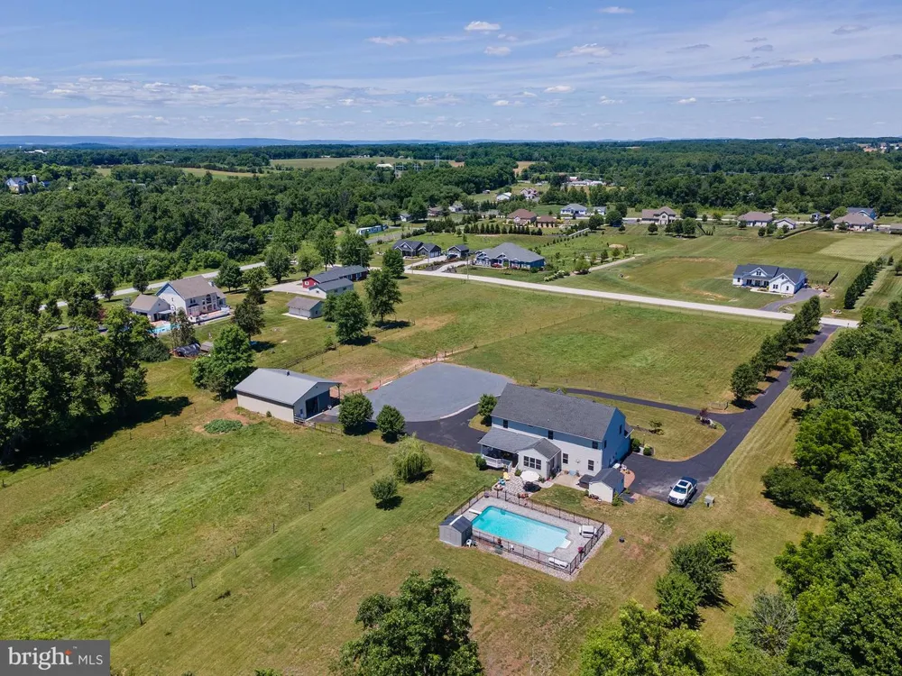 75 SAINT JOHNS ROAD W Littlestown, PA 17340