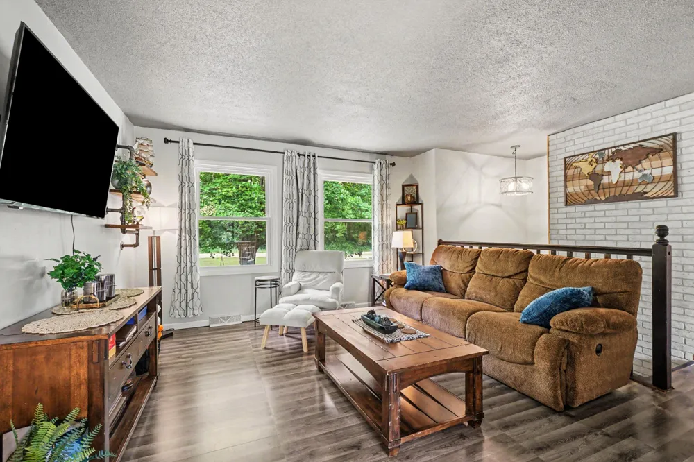 47641 County Road 653 Almena Township, MI 49079
