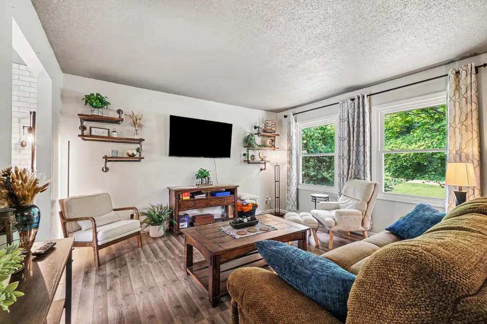 47641 County Road 653 Almena Township, MI 49079