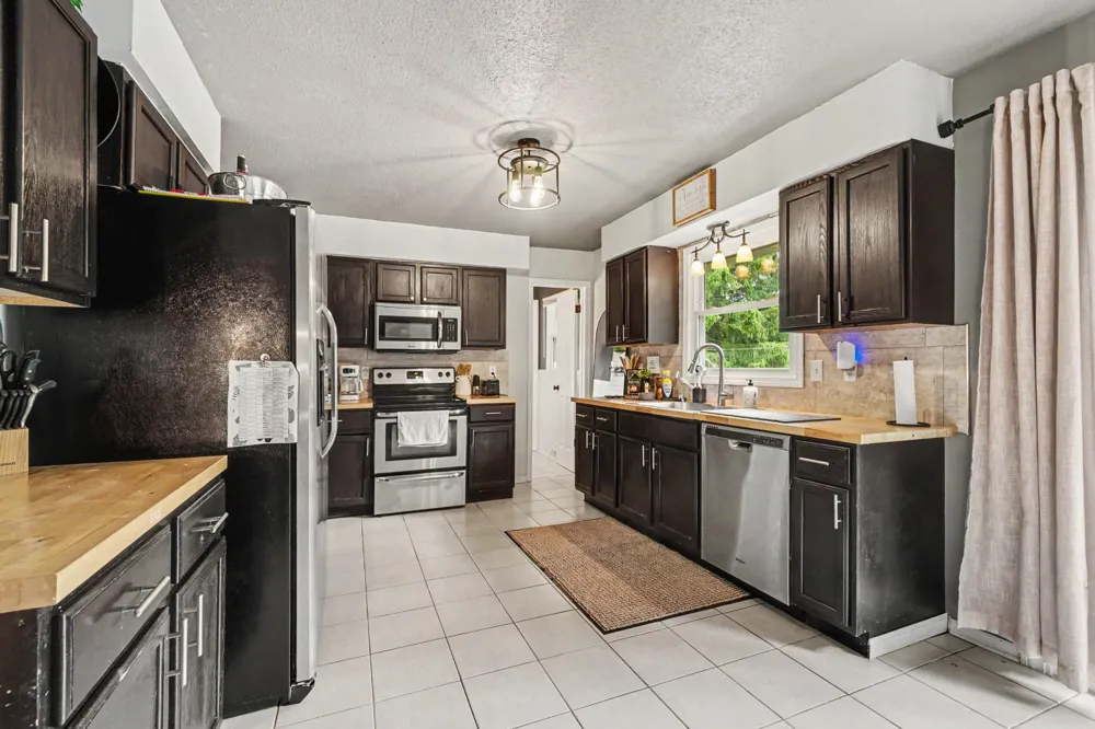 47641 County Road 653 Almena Township, MI 49079