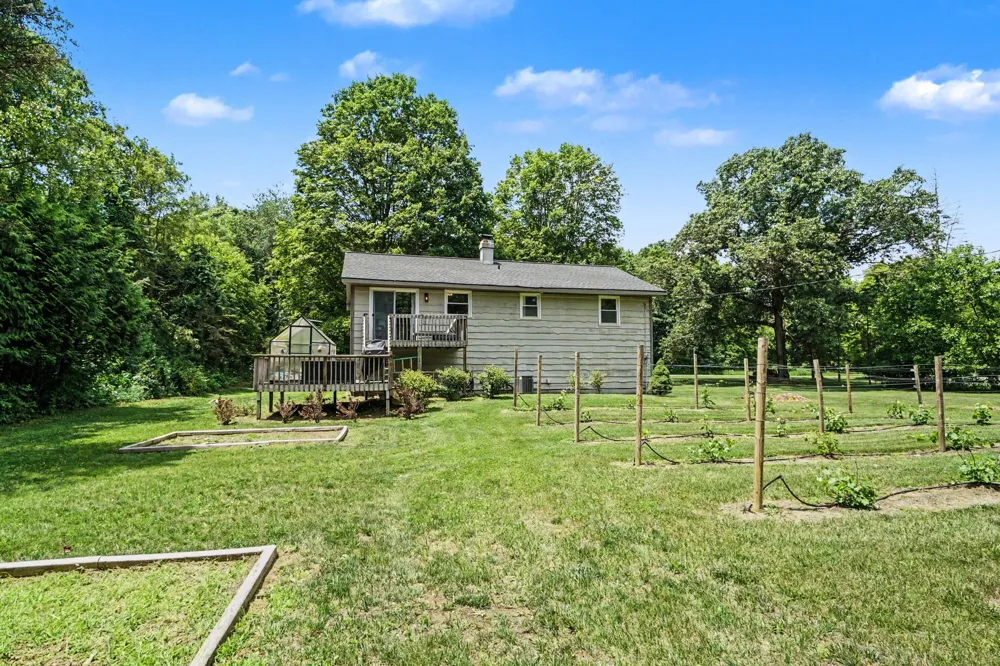 47641 County Road 653 Almena Township, MI 49079