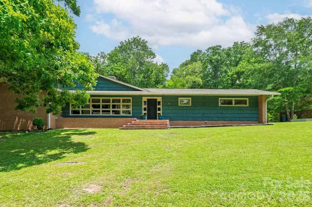112 Crestwood Circle Chester, SC 29706
