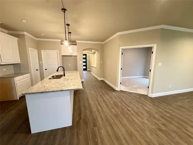 1045 Nighthawk Trail Alvarado, TX 76009