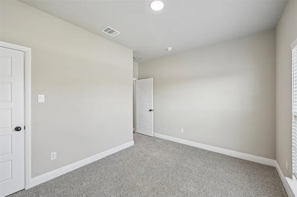 1045 Nighthawk Trail Alvarado, TX 76009
