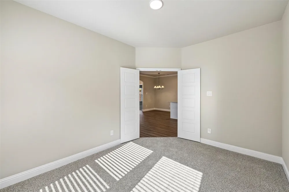 1045 Nighthawk Trail Alvarado, TX 76009