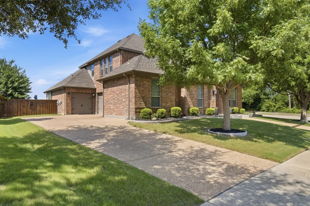 5700 Waterford Lane McKinney, TX 75071