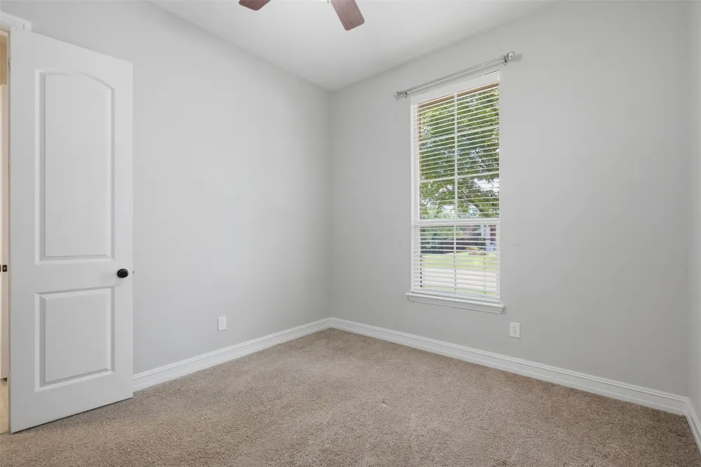 5700 Waterford Lane McKinney, TX 75071