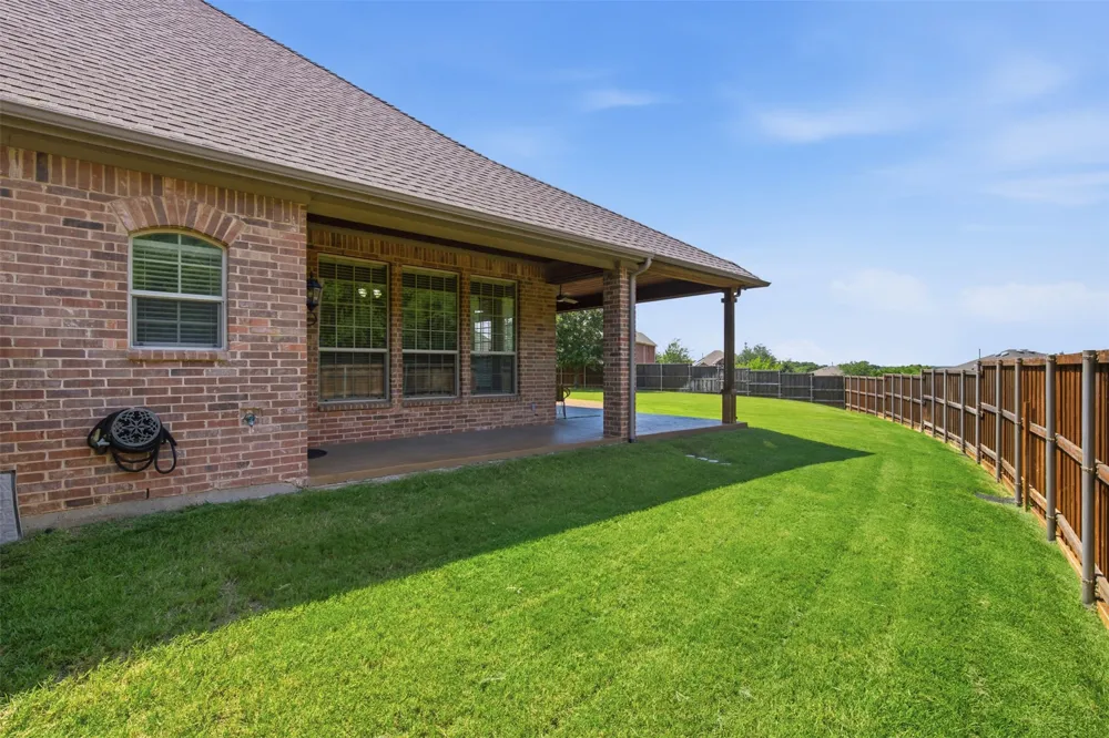 5700 Waterford Lane McKinney, TX 75071
