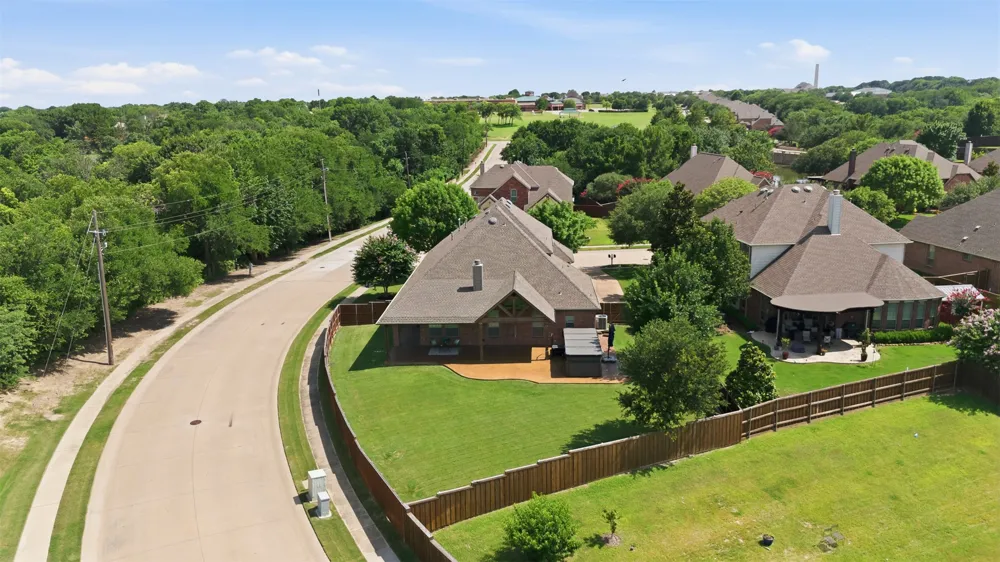 5700 Waterford Lane McKinney, TX 75071