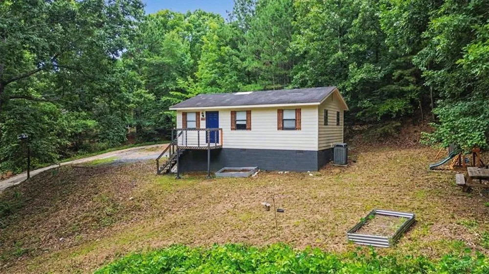 211 John White Road NW Resaca, GA 30735