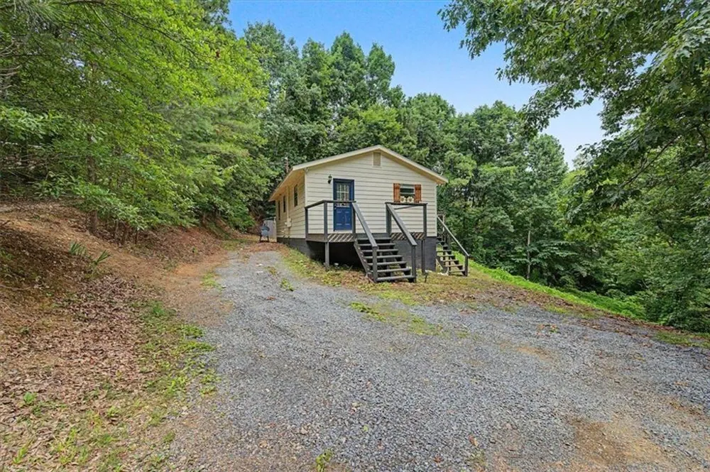 211 John White Road NW Resaca, GA 30735