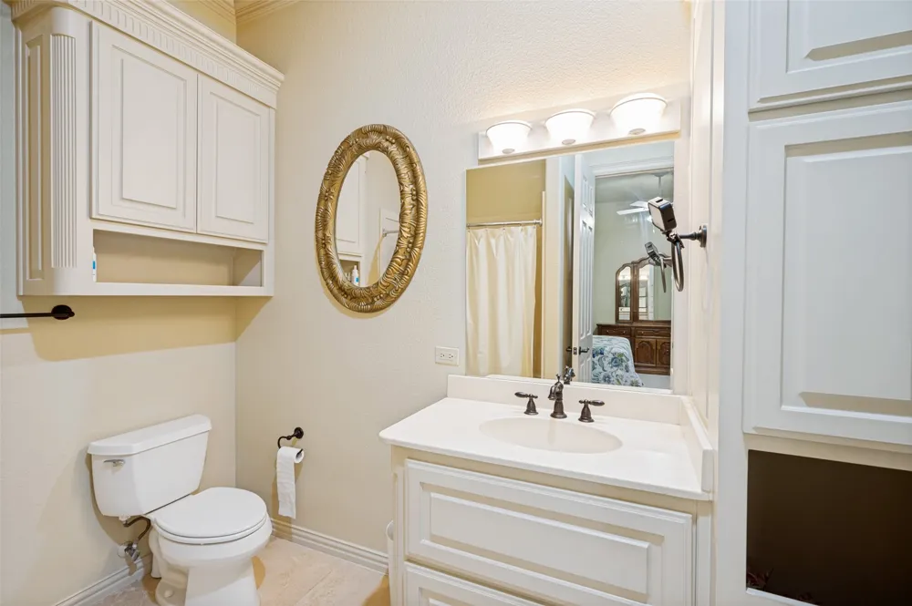 1634 Oak Ridge Drive Corinth, TX 76210