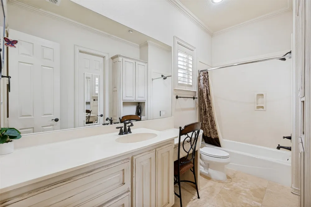 1634 Oak Ridge Drive Corinth, TX 76210