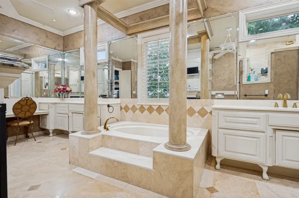 1634 Oak Ridge Drive Corinth, TX 76210