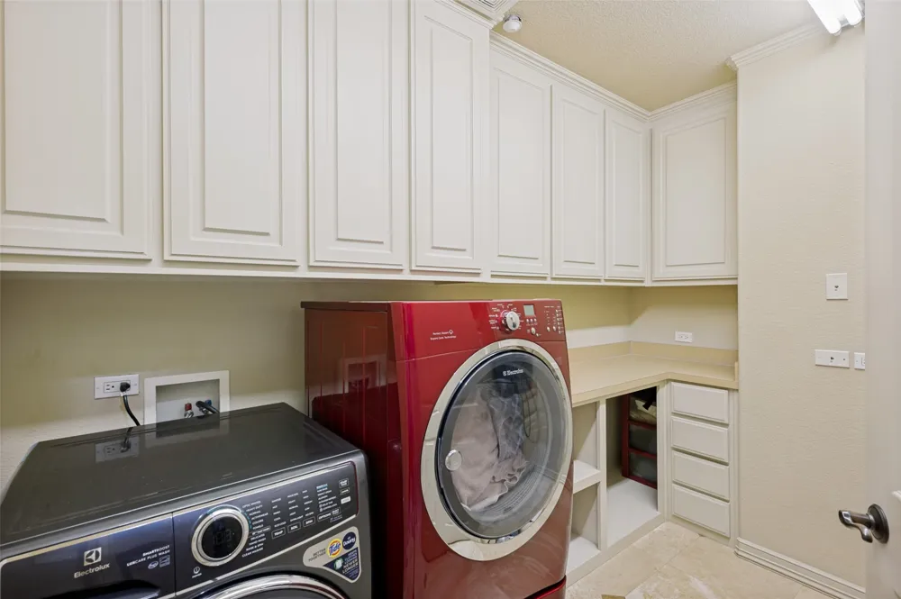 1634 Oak Ridge Drive Corinth, TX 76210