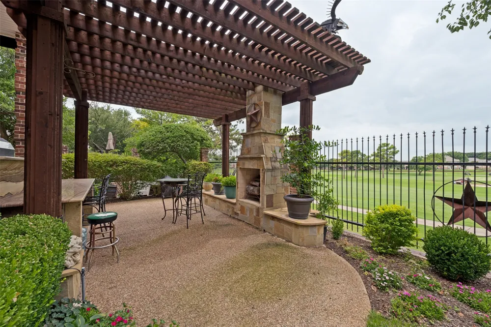 1634 Oak Ridge Drive Corinth, TX 76210