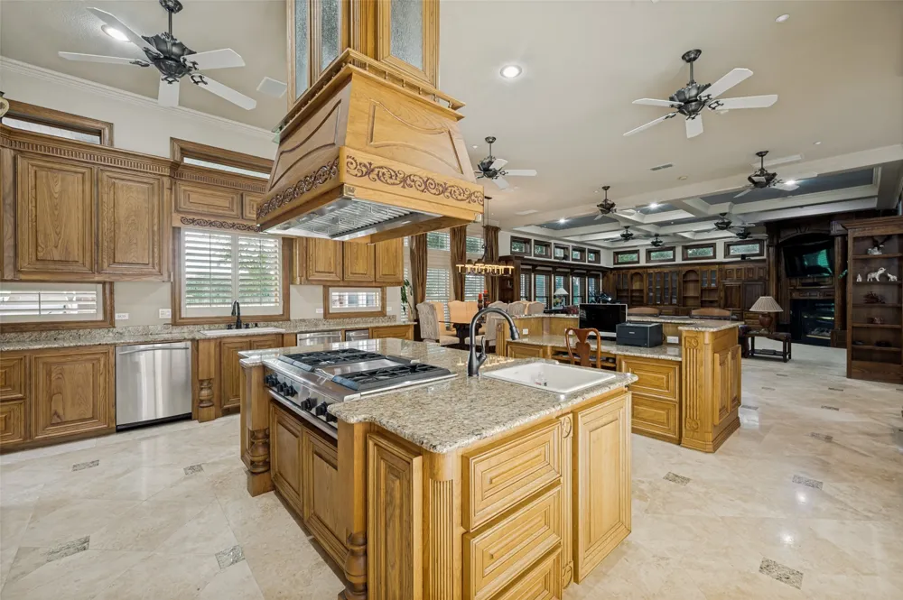 1634 Oak Ridge Drive Corinth, TX 76210