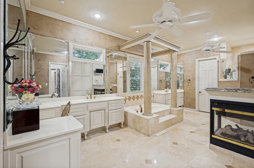1634 Oak Ridge Drive Corinth, TX 76210
