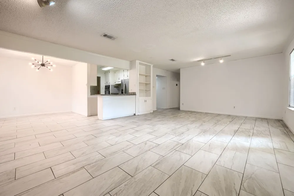 821 Prestwick Street Bedford, TX 76022
