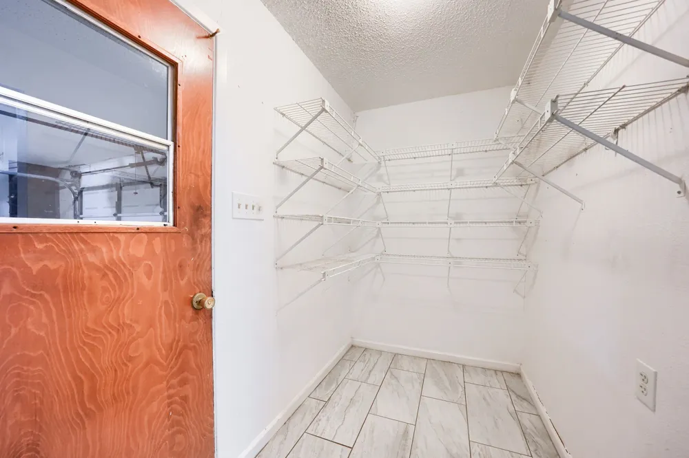 821 Prestwick Street Bedford, TX 76022