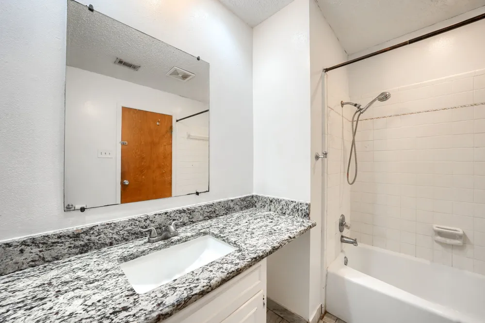 821 Prestwick Street Bedford, TX 76022