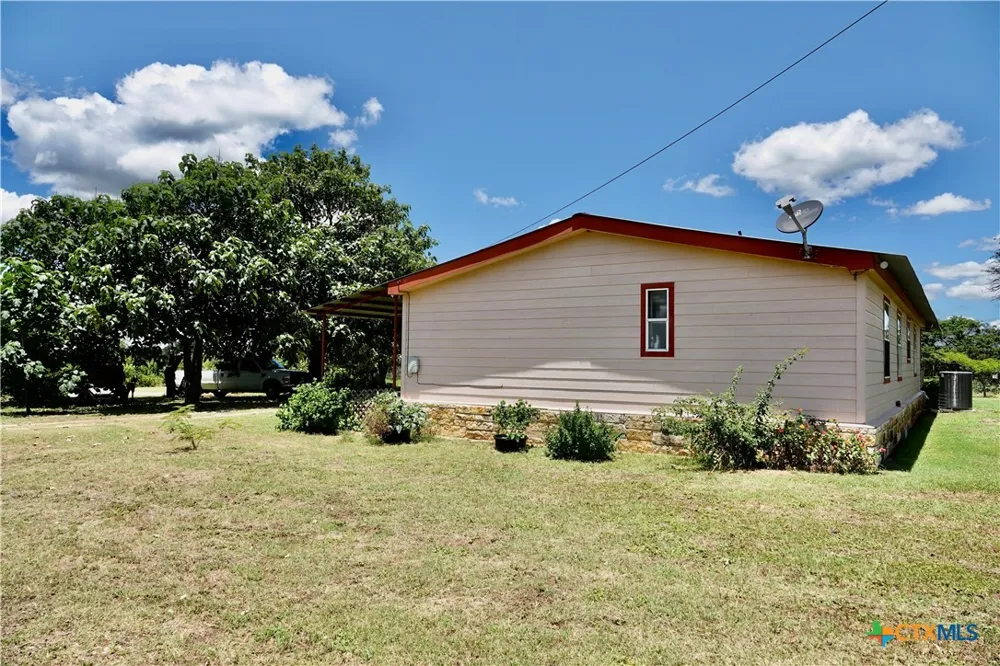 170 CR 505 Goldthwaite, TX 76844