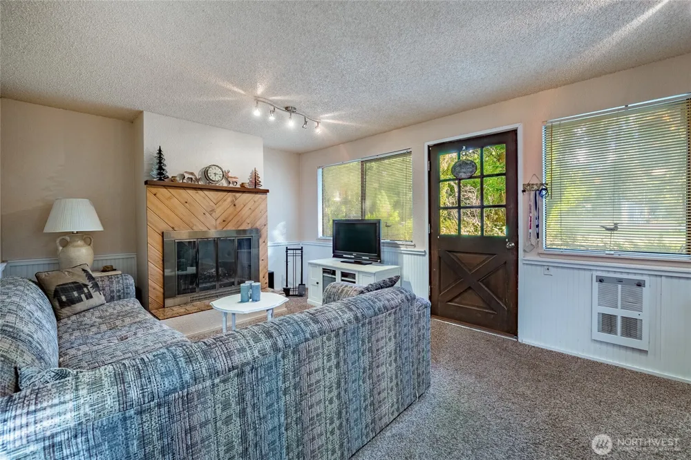 7018 Olympus Way Glacier, WA 98244