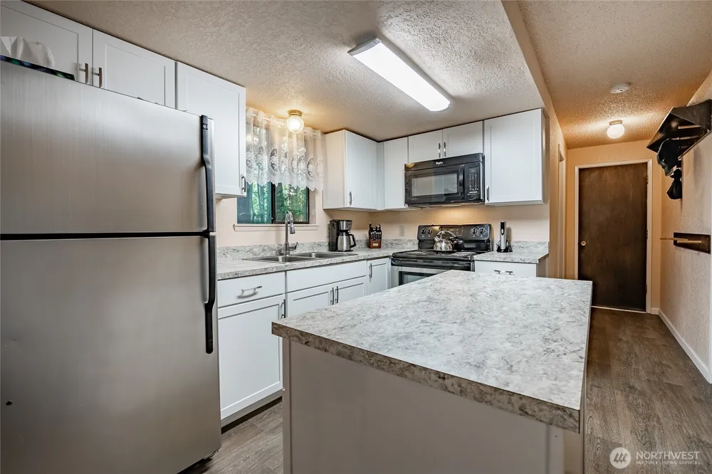 7018 Olympus Way Glacier, WA 98244