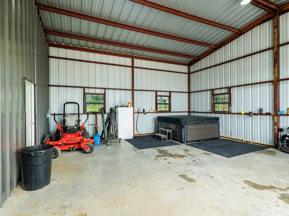 3105 HWY 2861 Comanche, TX 76442
