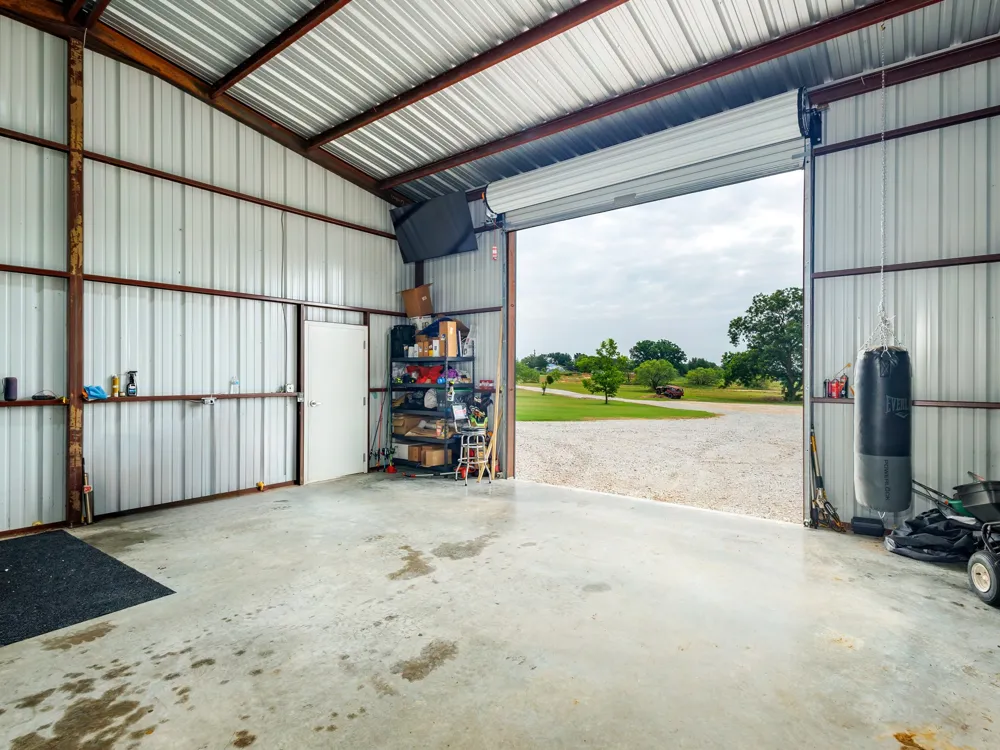 3105 HWY 2861 Comanche, TX 76442